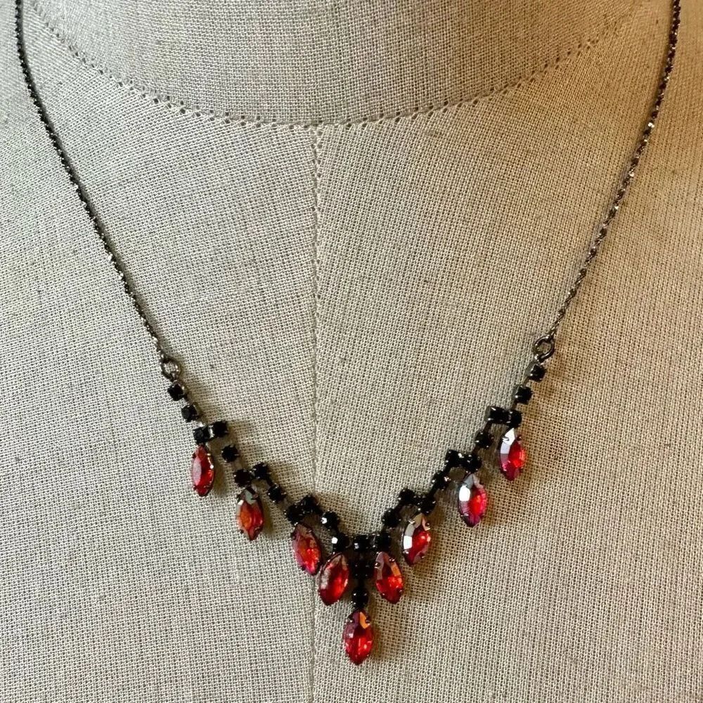 Avon Red /orange beaded Necklace